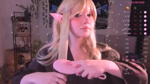 Snapshot of irma_bell chatting on October 15, 2025, 11:27 pm Irma online show from October 15, 2025, 11:27 pm