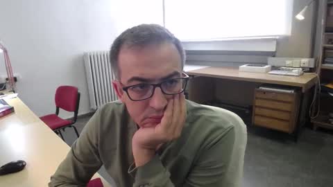 Snapshot of ironchrome chatting on October 20, 2025, 9:32 am IronChrome online show from October 20, 2025, 9:32 am