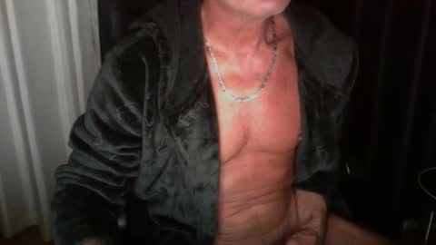 Snapshot of ironout007 chatting on April 9, 2026, 2:22 am ironout007 online show from April 9, 2026, 2:22 am