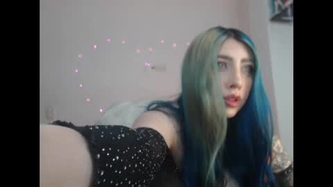 Snapshot of is_nat chatting on November 26, 2025, 10:55 pm Nat online show from November 26, 2025, 10:55 pm