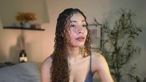 isa_____ online show from June 7, 2026, 6:22 pm
