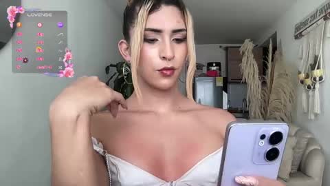 Snapshot of isa__fox_1 chatting on May 20, 2026, 7:53 pm Isabella online show from May 20, 2026, 7:53 pm