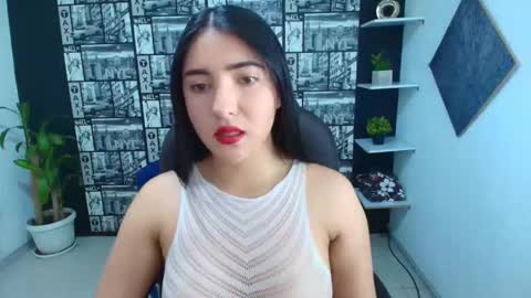 Isa and Natasha online show from October 13, 2025, 1:00 pm