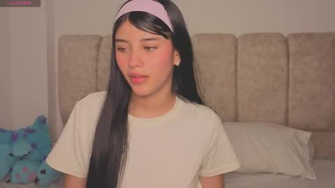 Snapshot of isa_dolly chatting on May 14, 2026, 9:21 pm Isa Dolly online show from May 14, 2026, 9:21 pm