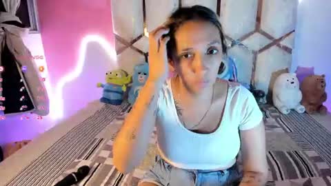 Snapshot of isa_klein chatting on August 4, 2026, 3:43 am isa_klein online show from August 4, 2026, 3:43 am