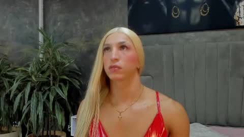 Snapshot of isa_lancaster chatting on July 12, 2026, 7:16 pm Isa Lancaster online show from July 12, 2026, 7:16 pm