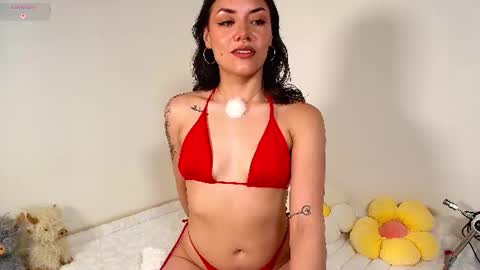 Isabella Laurentt  online show from June 13, 2026, 1:58 am