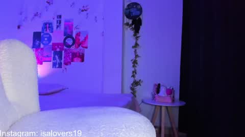 ISA LOVERS online show from May 9, 2026, 4:28 am