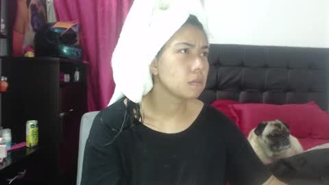 Isa online show from February 19, 2025, 2:23 am