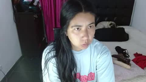 Isa online show from October 13, 2025, 1:38 am