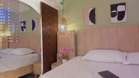 Snapshot of isa_roses chatting on June 26, 2026, 7:40 pm isa online show from June 26, 2026, 7:40 pm