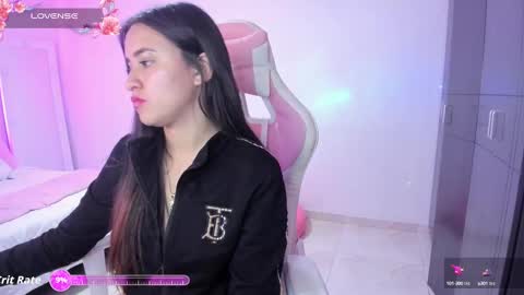 Snapshot of isaa_diamond chatting on September 18, 2025, 4:03 am isaa_diamond online show from September 18, 2025, 4:03 am