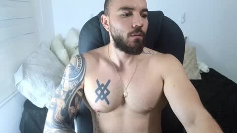 Isaac carter online show from October 28, 2025, 11:03 am