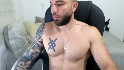 Snapshot of isaac_carter chatting on July 1, 2026, 10:28 am Isaac carter online show from July 1, 2026, 10:28 am