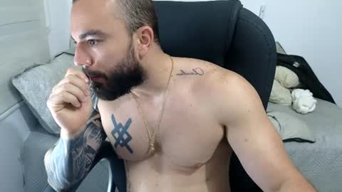 Snapshot of isaac_carter chatting on July 19, 2026, 10:52 am Isaac carter online show from July 19, 2026, 10:52 am