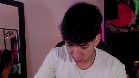 isaac_cryston online show from September 11, 2025, 8:31 pm