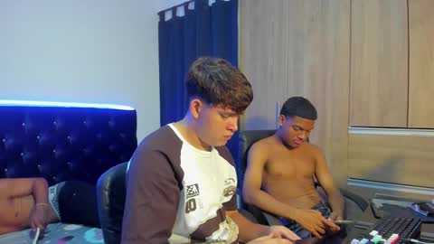 Snapshot of isaac_master77 chatting on November 7, 2025, 4:12 am isaac_master77 online show from November 7, 2025, 4:12 am