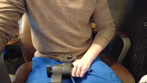 Snapshot of isaac_sheffield chatting on December 26, 2024, 2:05 pm isaac online show from December 26, 2024, 2:05 pm