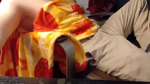 Snapshot of isaac_sheffield chatting on December 28, 2024, 7:11 pm isaac online show from December 28, 2024, 7:11 pm