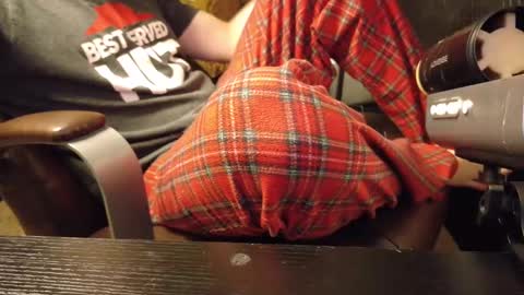 Snapshot of isaac_sheffield chatting on January 1, 2025, 10:03 pm isaac online show from January 1, 2025, 10:03 pm