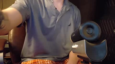 Snapshot of isaac_sheffield chatting on January 5, 2025, 2:38 am isaac online show from January 5, 2025, 2:38 am