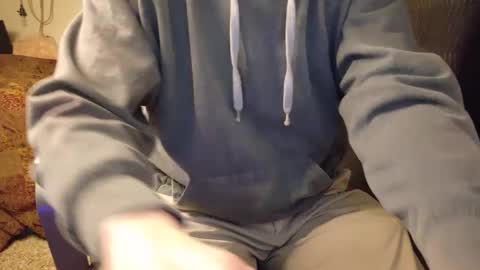 Snapshot of isaac_sheffield chatting on January 7, 2025, 8:52 pm isaac online show from January 7, 2025, 8:52 pm