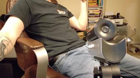 Snapshot of isaac_sheffield chatting on January 18, 2025, 8:10 am isaac online show from January 18, 2025, 8:10 am