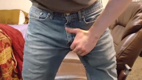 Snapshot of isaac_sheffield chatting on March 1, 2025, 2:13 pm isaac online show from March 1, 2025, 2:13 pm