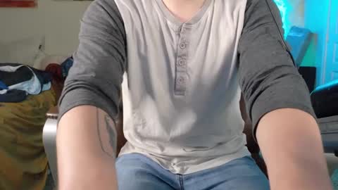 Snapshot of isaac_sheffield chatting on September 21, 2025, 10:22 pm isaac online show from September 21, 2025, 10:22 pm