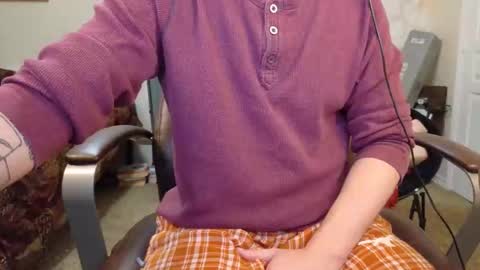 Snapshot of isaac_sheffield chatting on October 21, 2025, 3:07 am isaac online show from October 21, 2025, 3:07 am