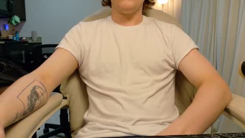 isaac online show from May 22, 2026, 5:47 am