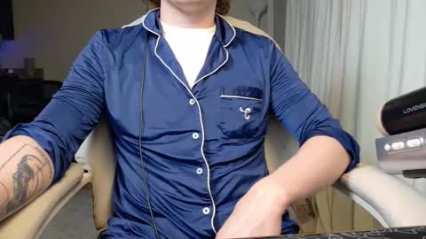 isaac online show from May 23, 2026, 2:54 pm