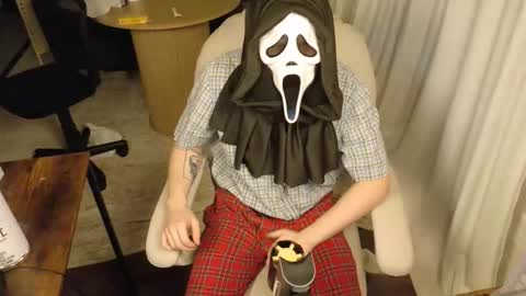 isaac online show from May 31, 2026, 1:36 am