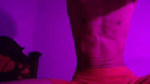 Snapshot of isaaclatino chatting on December 24, 2024, 9:17 am isaac online show from December 24, 2024, 9:17 am