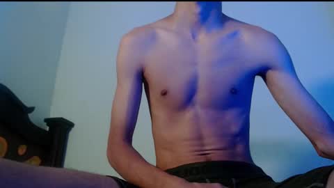 Snapshot of isaaclatino chatting on March 4, 2025, 4:30 pm isaac online show from March 4, 2025, 4:30 pm