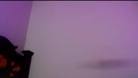 Snapshot of isaaclatino chatting on March 6, 2025, 5:03 am isaac online show from March 6, 2025, 5:03 am