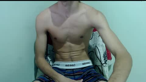 Snapshot of isaaclatino chatting on April 13, 2026, 7:03 am isaac online show from April 13, 2026, 7:03 am