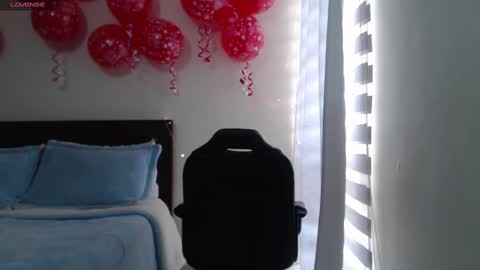 Snapshot of isabeel_sofia01 chatting on February 11, 2025, 5:40 pm Isabeel Sofia online show from February 11, 2025, 5:40 pm