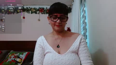 Snapshot of isabeel_sofia01 chatting on November 22, 2025, 12:04 pm Isabeel Sofia online show from November 22, 2025, 12:04 pm