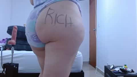 Snapshot of isabel_24_gil chatting on July 19, 2026, 12:36 am isabel online show from July 19, 2026, 12:36 am