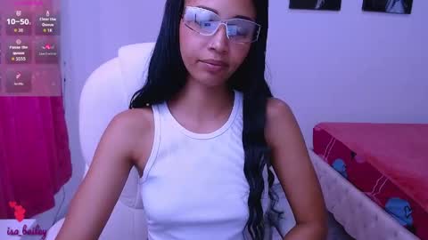 Snapshot of isabel_bailey chatting on May 30, 2026, 10:18 pm isabel online show from May 30, 2026, 10:18 pm
