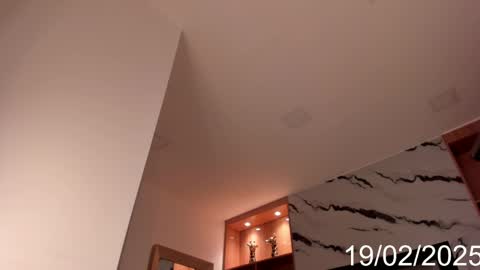 Snapshot of isabel_escorcia chatting on February 19, 2025, 8:33 am Isabel online show from February 19, 2025, 8:33 am