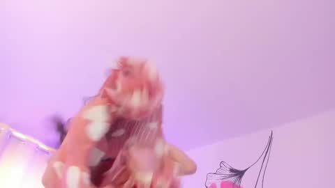 isabela_fiorelli online show from March 7, 2025, 6:33 pm