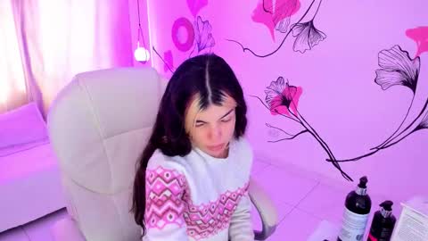 isabela_fiorelli online show from November 10, 2025, 12:37 pm