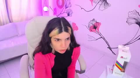 isabela_fiorelli online show from November 30, 2025, 1:15 pm