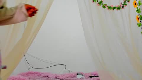 Snapshot of isabela_gonzalez_ chatting on January 30, 2025, 4:58 am ISA online show from January 30, 2025, 4:58 am