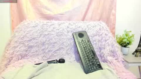 Snapshot of isabela_gonzalez_ chatting on November 27, 2025, 5:31 am ISA online show from November 27, 2025, 5:31 am