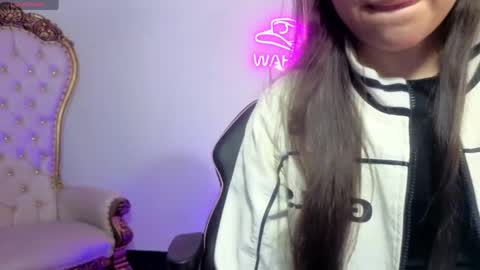 Snapshot of isabela_tay chatting on May 20, 2026, 12:00 pm ISABELA online show from May 20, 2026, 12:00 pm
