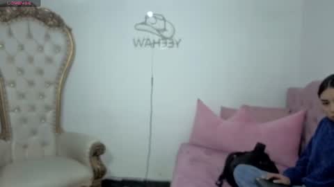 Snapshot of isabela_tay chatting on August 1, 2026, 11:31 am ISABELA online show from August 1, 2026, 11:31 am
