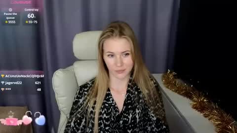 Snapshot of isabelallen chatting on December 20, 2024, 1:22 pm isabelallen online show from December 20, 2024, 1:22 pm